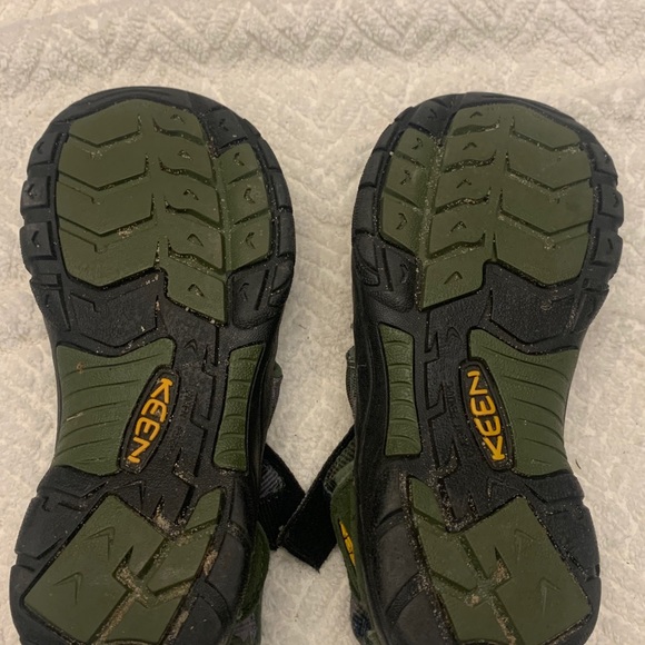 Keen Adjustable Sandals (Kids 2) - Picture 4 of 4